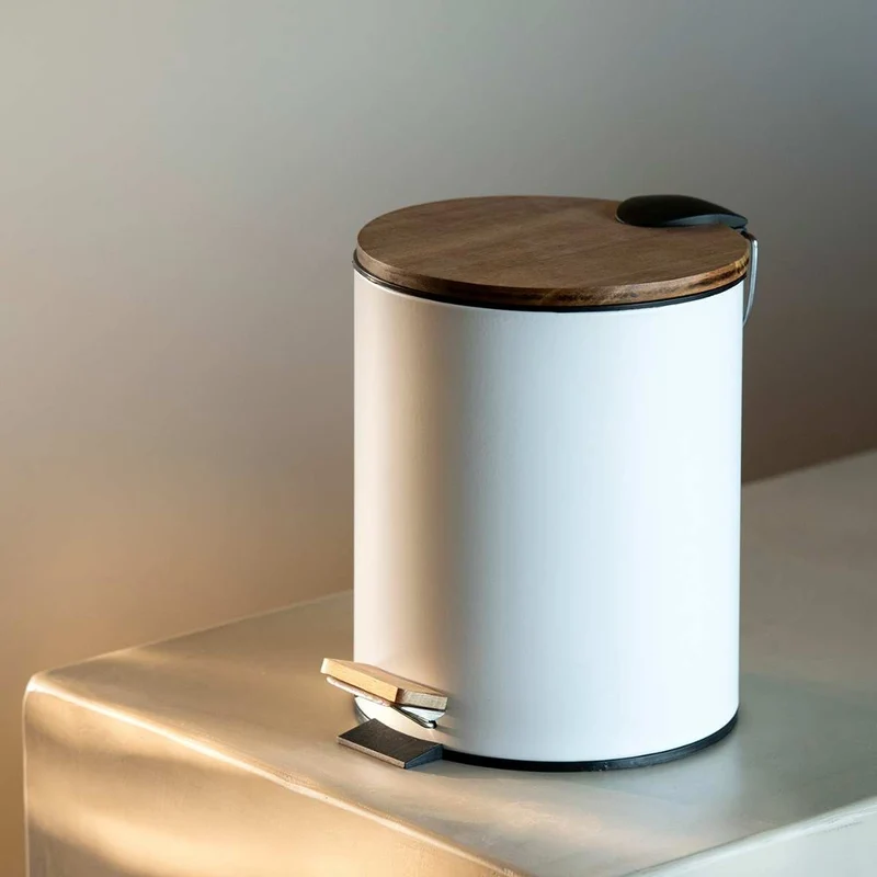 Papelera de baño blanca metal y madera 5L