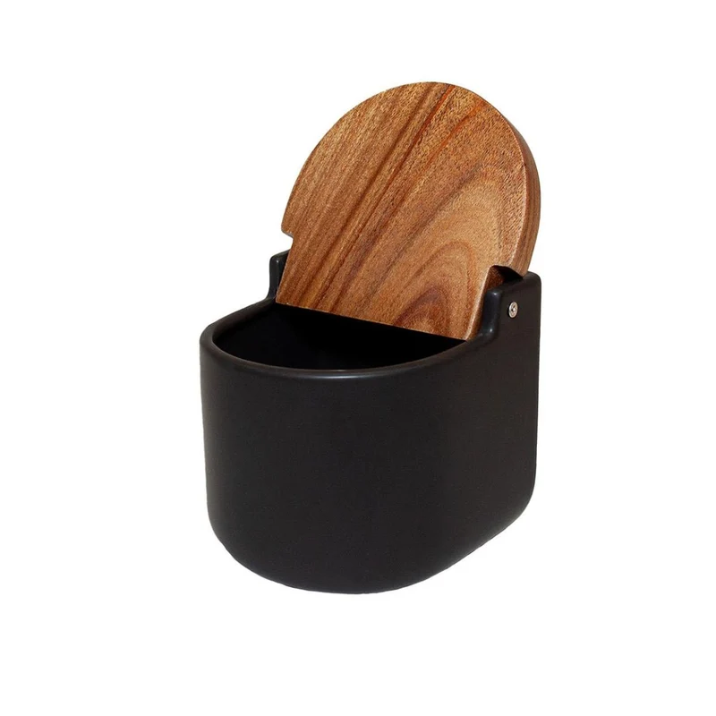 Salero de cerámica negra con tapa de madera de acacia