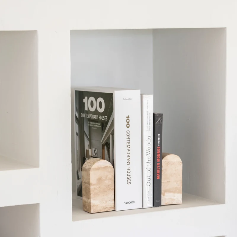 Soporte de libros de mármol travertino de estilo moderno