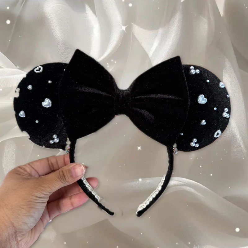 Black Pearl Velvet Ears