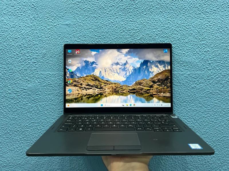 ¡¡ LIQUIDACION !! Dell latitude 5300 2 in 1 | i7 8665U | 8Gb Ram | 256Gb Nvme | Windows 11 Pro | Táctil | Referencia 003